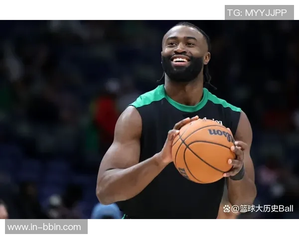 杰伦布朗进入MVP讨论后防守压力加大效率下滑引发关注
